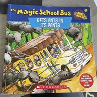 The Magic School Bus Gets Ants in Its Pants: A Book about Ants (Paperback)